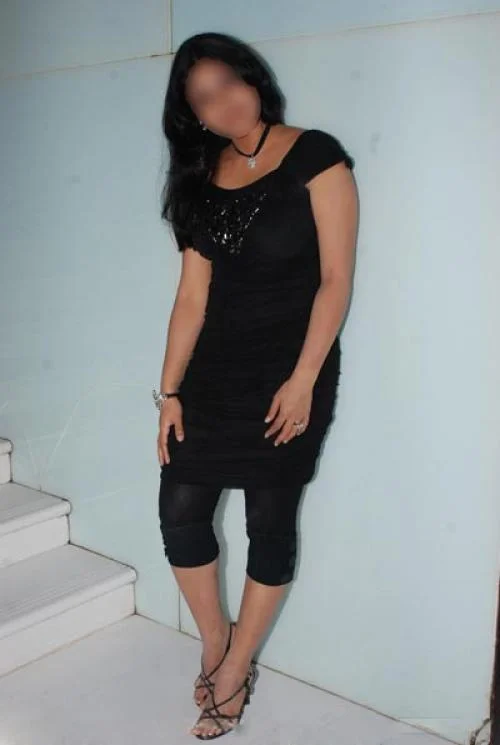 Call Girls Sitarganj